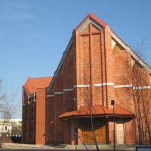 Kościół pw. NMP Matki Odkupiciela w Poznaniu; fot.: Ministranci-mo, http://pl.wikipedia.org/