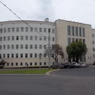 Gmach Sądu Rejonowego w Gdyni; fot.: PrzemaS93, http://pl.wikipedia.org/wiki/Gmach_S%C4%85du_Rejonowego_w_Gdyni#mediaviewer/File:Budynek_S%C4%85du_Rejonowego_w_Gdyni,_by_PrzemaS93_(4).JPG
